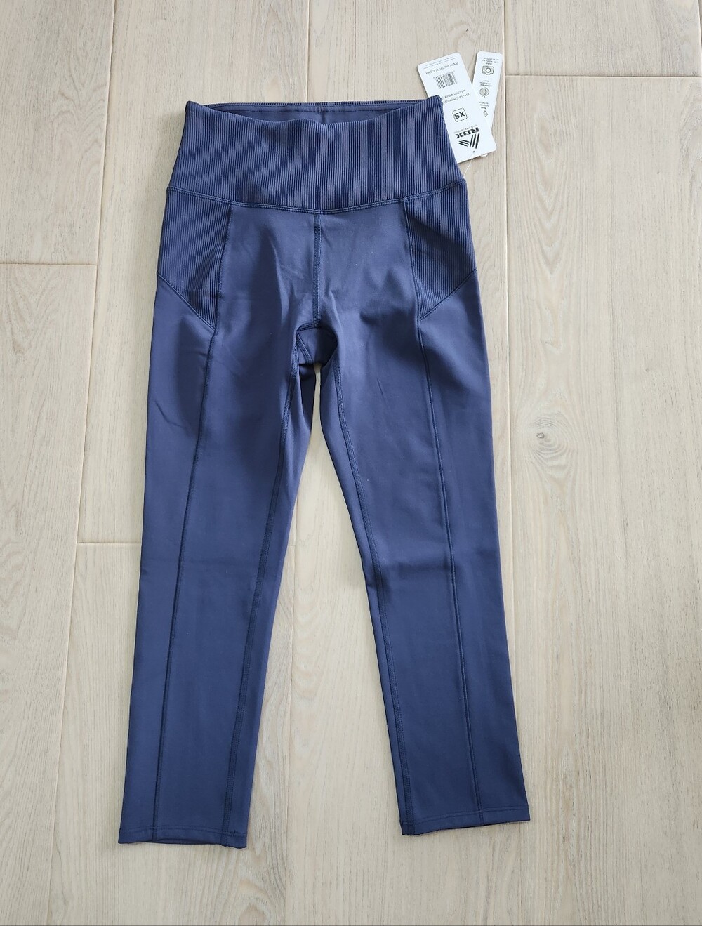 Women's workout leggings